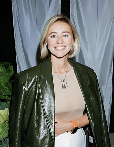 АНЯ КОНДРАТЬЕВА