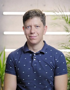 ВАДИМ РУКАВИЦЫН